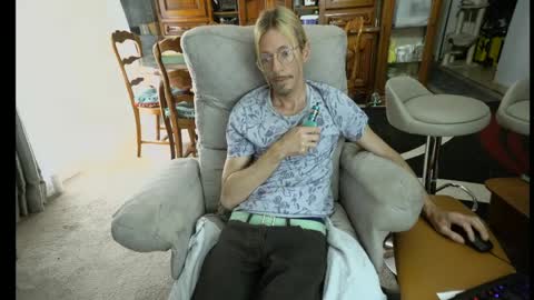 jeff online show from 05-01-26, 07:24
