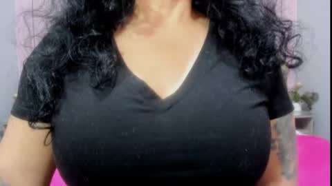 Snapshot of 00valeriasexxx chatting on 02-02-25, 08:08 Valeria online show from 02-02-25, 08:08