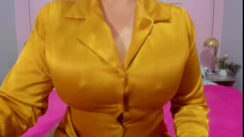 Snapshot of 00valeriasexxx chatting on 02-04-25, 10:32 Valeria online show from 02-04-25, 10:32