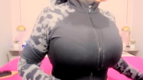 Valeria online show from 02-26-25, 09:32