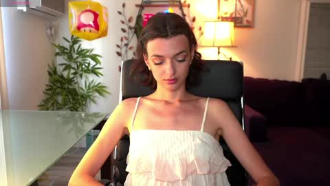 Olivia online show from 04-22-26, 10:33