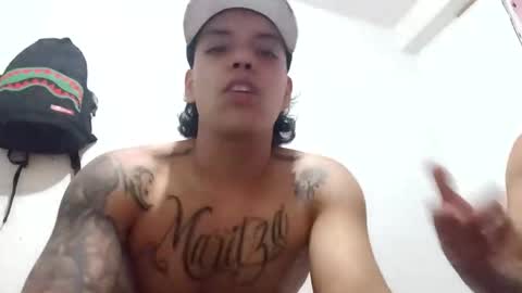 Snapshot of 1036nory12 chatting on 10-09-25, 11:58 1036nory12 online show from 10-09-25, 11:58