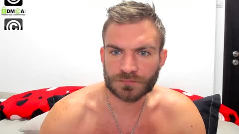 Snapshot of 10in_deluxe chatting on 12-07-24, 08:00 10in_deluxe online show from 12-07-24, 08:00