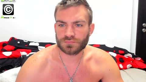 Snapshot of 10in_deluxe chatting on 12-09-24, 08:00 10in_deluxe online show from 12-09-24, 08:00