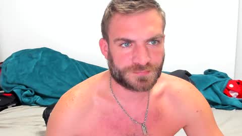 Snapshot of 10in_deluxe chatting on 12-15-24, 08:52 10in_deluxe online show from 12-15-24, 08:52