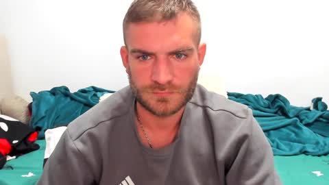 Snapshot of 10in_deluxe chatting on 12-23-24, 11:57 10in_deluxe online show from 12-23-24, 11:57