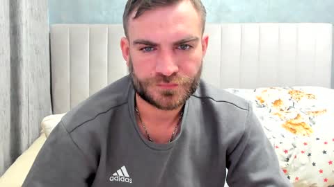 Snapshot of 10in_deluxe chatting on 01-24-25, 07:41 10in_deluxe online show from 01-24-25, 07:41