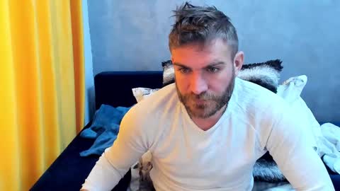 Snapshot of 10in_deluxe chatting on 02-21-25, 06:51 10in_deluxe online show from 02-21-25, 06:51