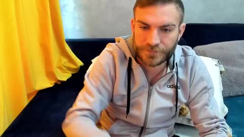 Snapshot of 10in_deluxe chatting on 02-23-25, 06:39 10in_deluxe online show from 02-23-25, 06:39