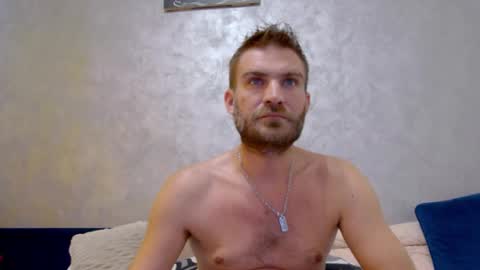 Snapshot of 10in_deluxe chatting on 09-20-25, 06:03 10in_deluxe online show from 09-20-25, 06:03