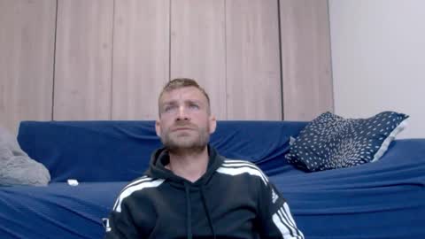 Snapshot of 10in_deluxe chatting on 10-18-25, 06:52 10in_deluxe online show from 10-18-25, 06:52