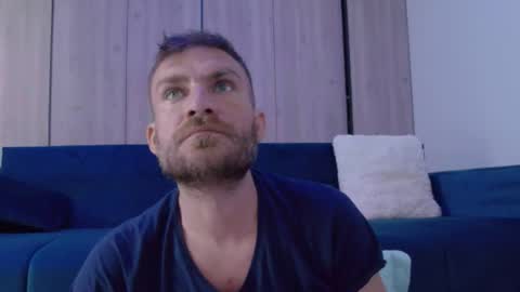 Snapshot of 10in_deluxe chatting on 10-26-25, 07:58 10in_deluxe online show from 10-26-25, 07:58