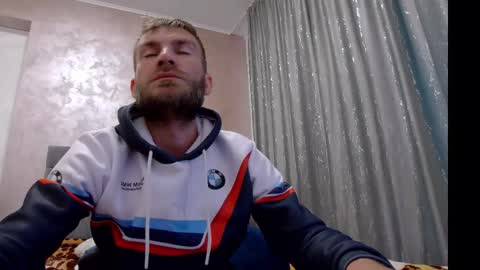 Snapshot of 10in_deluxe chatting on 11-06-25, 07:42 10in_deluxe online show from 11-06-25, 07:42