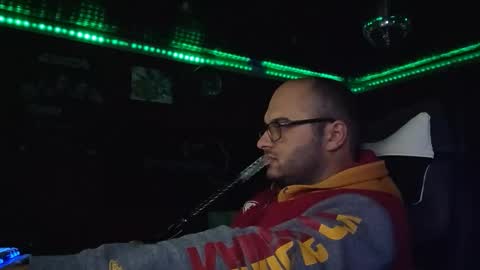 Snapshot of 11anonymus11 chatting on 10-28-25, 10:34 11anonymus11 online show from 10-28-25, 10:34