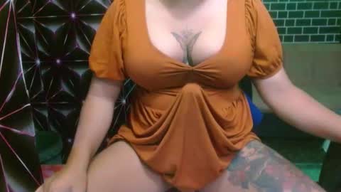  i am trixie im Your Selfsucking Mistress  online show from 04-06-26, 02:53