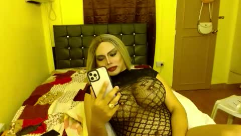 HUGECOCK online show from 04-19-26, 06:10