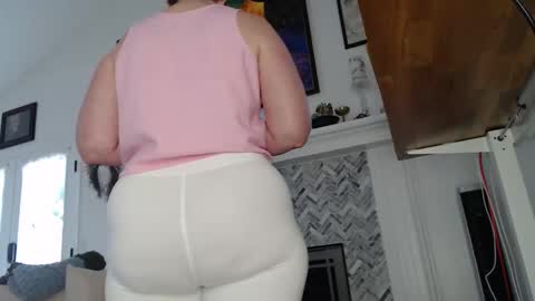 Aurora Willows online show from 10-25-25, 03:29