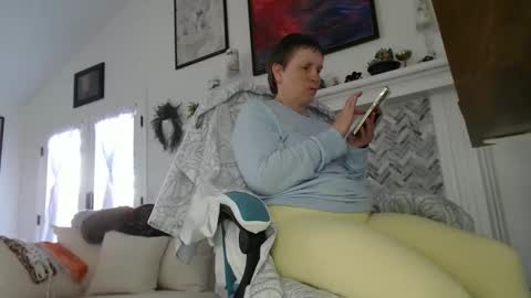 Aurora Willows online show from 01-06-26, 06:44