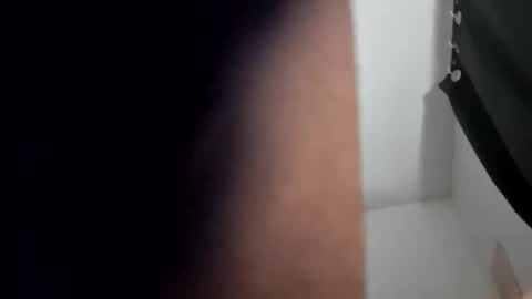 Snapshot of 1221lolek187476 chatting on 05-17-26, 10:06 1221lolek187476 online show from 05-17-26, 10:06