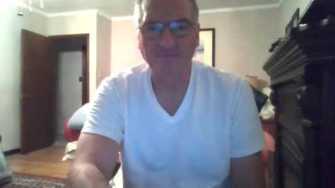 Snapshot of 123456ant chatting on 12-26-24, 02:01 123456ant online show from 12-26-24, 02:01