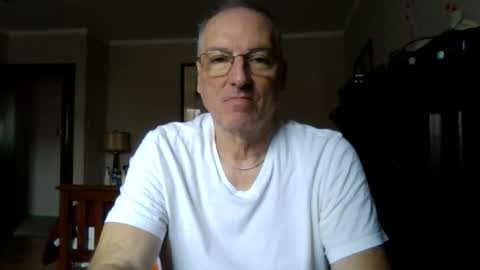 Snapshot of 123456ant chatting on 04-14-26, 02:12 123456ant online show from 04-14-26, 02:12