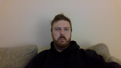 Snapshot of 123holt123 chatting on 04-17-26, 02:25 123holt123 online show from 04-17-26, 02:25