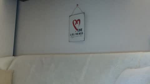 12ennie online show from 09-19-25, 06:04