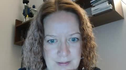 12ennie online show from 10-15-25, 06:46