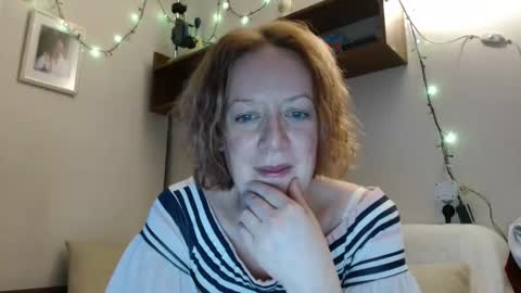 12ennie online show from 11-17-25, 06:19