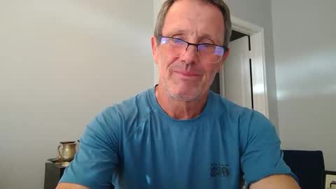 13glanmorfa online show from 11-13-25, 02:05