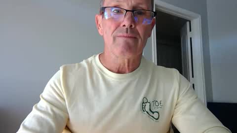 Snapshot of 13glanmorfa chatting on 01-17-26, 05:38 13glanmorfa online show from 01-17-26, 05:38