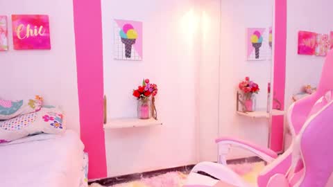 Scarlette  online show from 12-14-24, 07:03