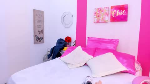 Scarlette  online show from 12-21-24, 07:13