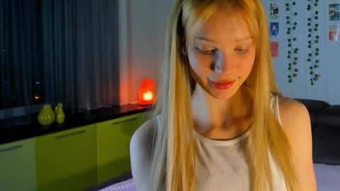 Kira online show from 03-27-26, 06:29