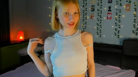 Kira online show from 03-31-26, 06:19