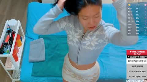 Tong  Ralph online show from 12-04-24, 03:48