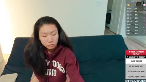 Snapshot of 18not20 chatting on 11-16-25, 01:33 Tong Ralph online show from 11-16-25, 01:33