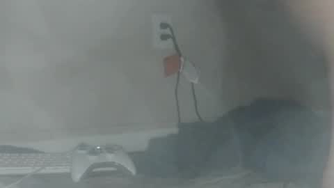 Snapshot of 1999mongoloid chatting on 12-15-25, 12:04 1999mongoloid online show from 12-15-25, 12:04