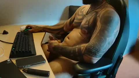 Snapshot of 19andre90 chatting on 09-14-25, 11:42 19andre90 online show from 09-14-25, 11:42