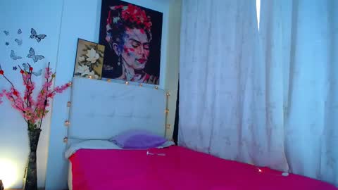 stef read my description online show from 02-09-25, 04:18