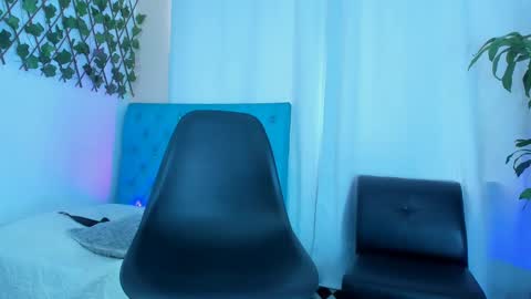 stef read my description online show from 02-23-25, 04:46