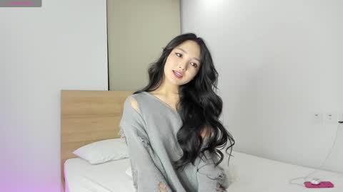 Snapshot of 1_love_8 chatting on 01-12-25, 02:41 Rose Nude only In Prvt online show from 01-12-25, 02:41