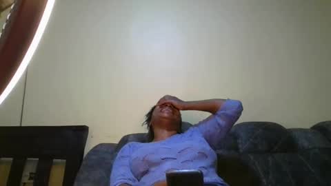 Snapshot of 1_sexylove chatting on 10-24-25, 08:38 1_sexylove online show from 10-24-25, 08:38