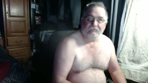 Snapshot of 1dusty60 chatting on 01-11-25, 10:51 1dusty60 online show from 01-11-25, 10:51