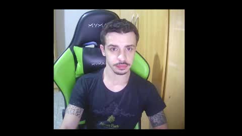 Snapshot of 1good_vibes1 chatting on 10-01-25, 02:28 1good_vibes1 online show from 10-01-25, 02:28