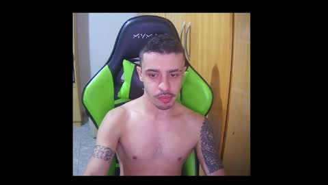 Snapshot of 1good_vibes1 chatting on 10-08-25, 06:55 1good_vibes1 online show from 10-08-25, 06:55