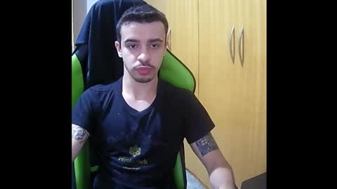 Snapshot of 1good_vibes1 chatting on 11-11-25, 03:50 1good_vibes1 online show from 11-11-25, 03:50