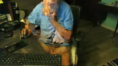 1handyanddee online show from 10-11-25, 03:17