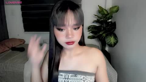 Snapshot of 1hottiegabby chatting on 09-09-25, 05:01 Gabby online show from 09-09-25, 05:01