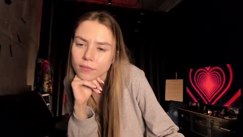 Lily 3 online show from 01-19-25, 09:13